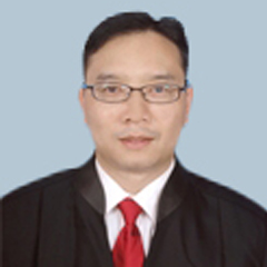 钟春标主任律师